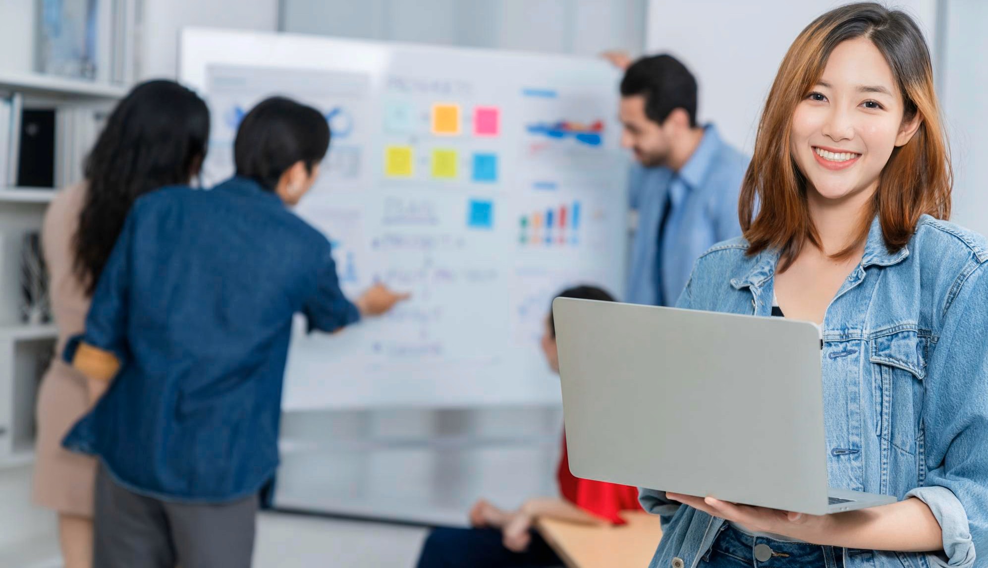 首页关于我们背景